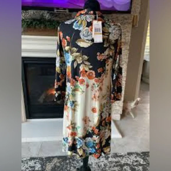 🔥🔥NWT Johnny Was Emma Rose Delicate Floral Motif Polo Tunic Dress Size Small - Picture 11 of 16